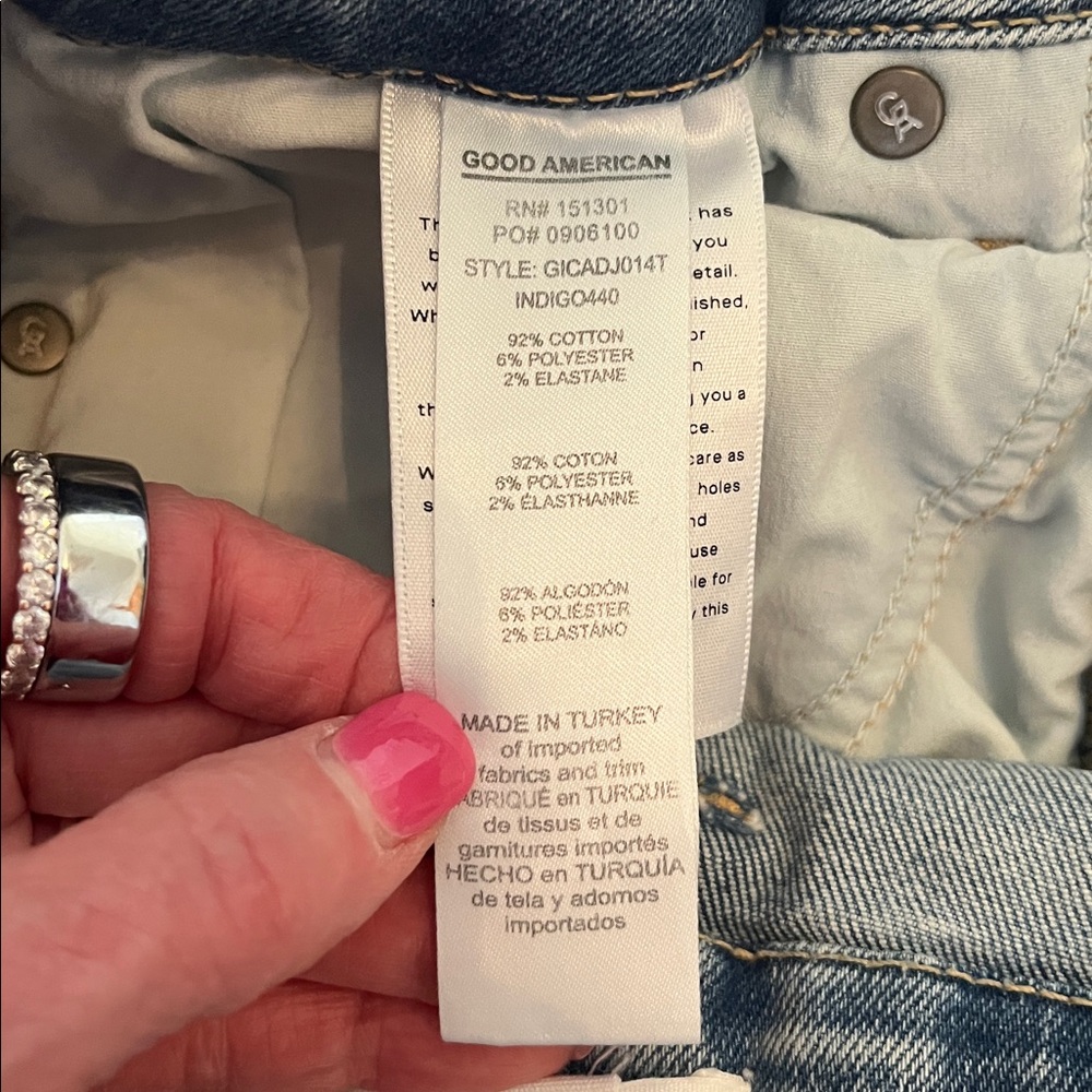 Good American Slant Button Fly Straight Jeans - Picture 9 of 10